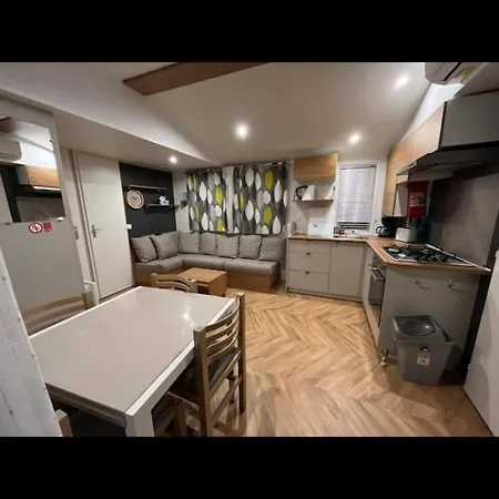 Mobilhome 3 Holiday home *